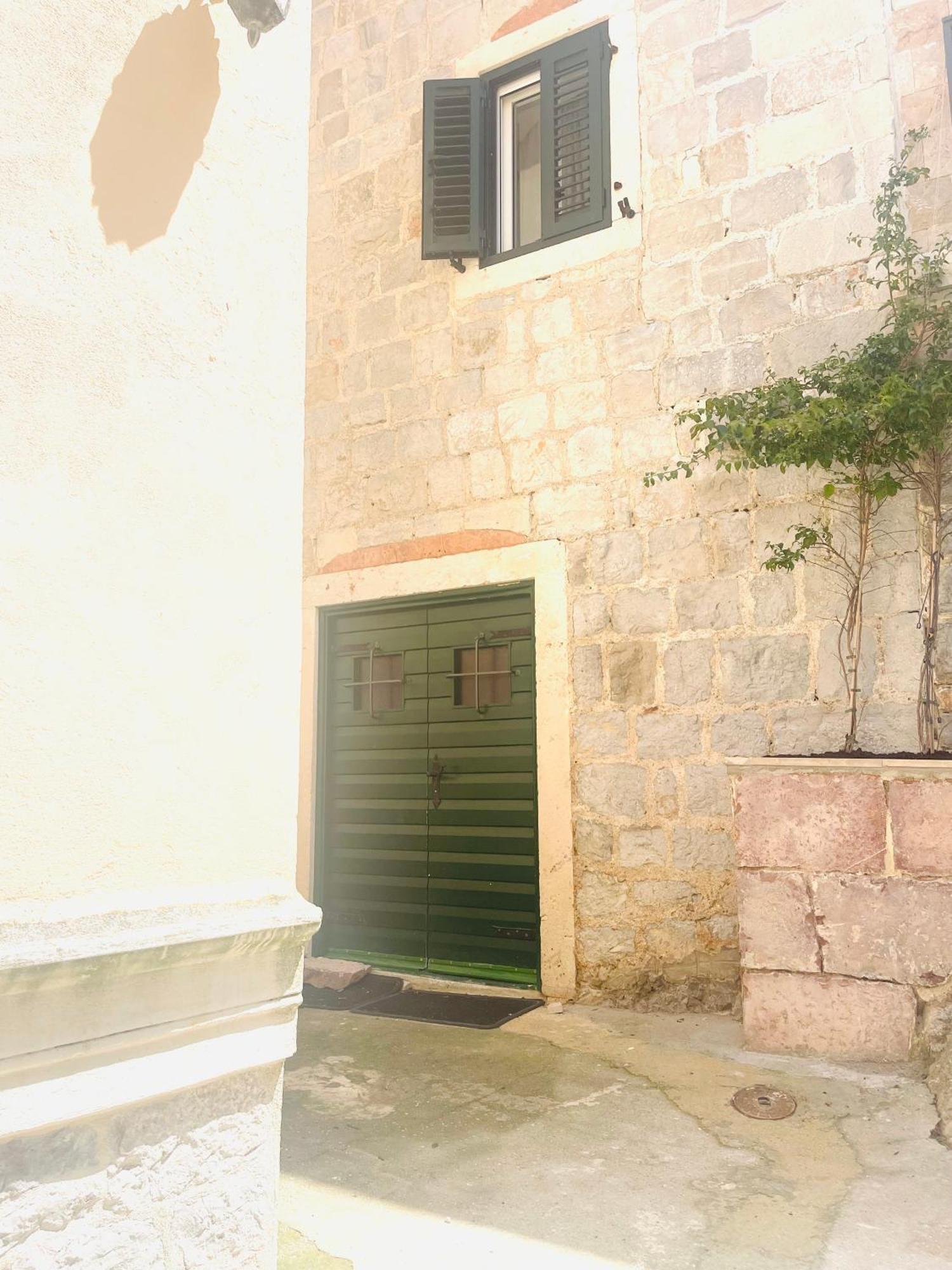 Hearth Of Rose Apartment Herceg Novi Exterior foto